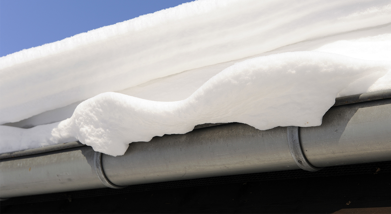 寺院を大雪から守る！積雪被害の具体例と適切な対応法