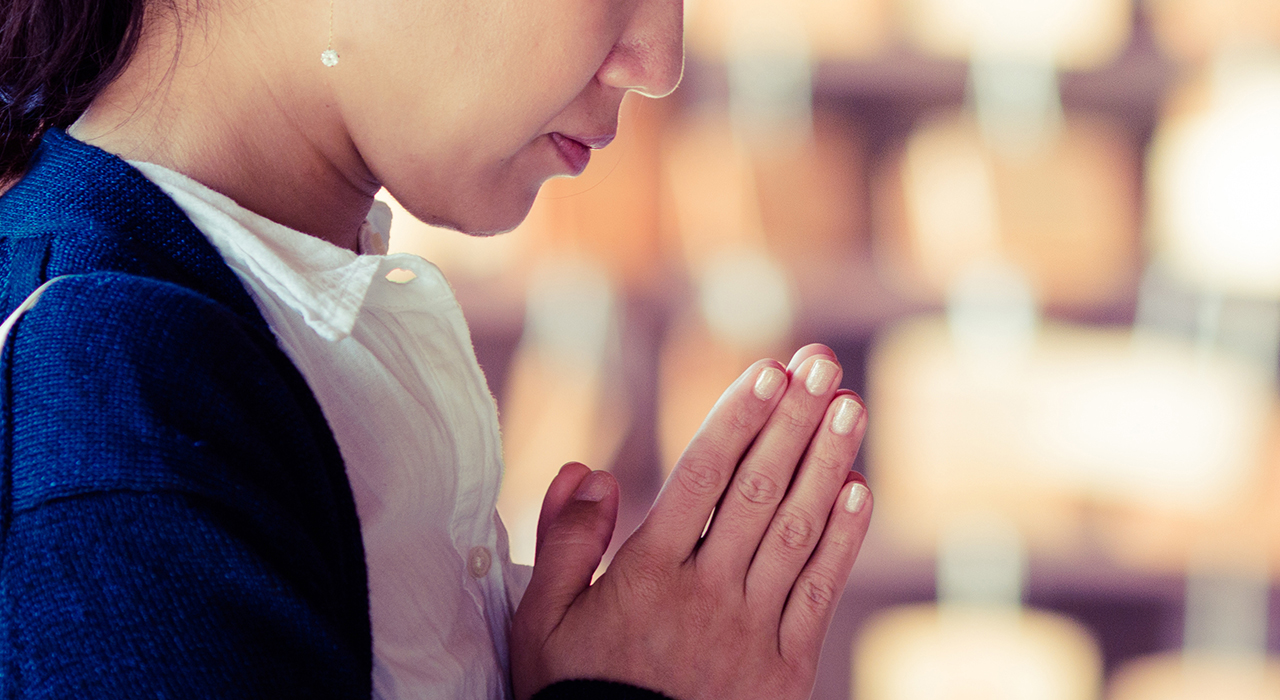 寺院での思わぬ事故に備える！お位牌破損事故から学ぶ保険の重要性